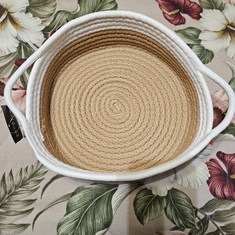 #623 White/Tan Rope Basket Round Woven Basket with Handle 7 Inch